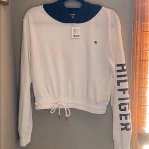 Tommy Hilfiger Colorblock Cropped Hoodie NWT❤️